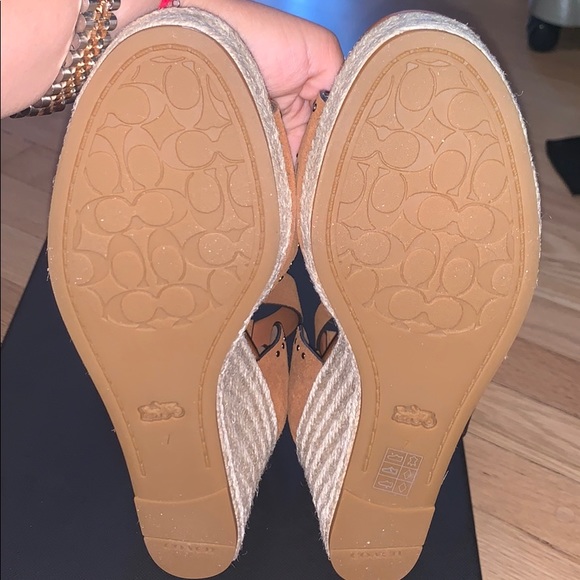 Authentic Coach Kelsi Sde Wedge - Picture 5 of 7